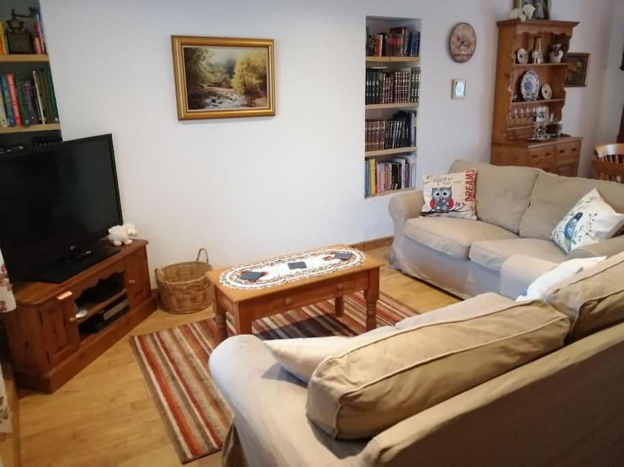 Welsh Miners Cottage Four Bedroom House Treherbert Екстериор снимка