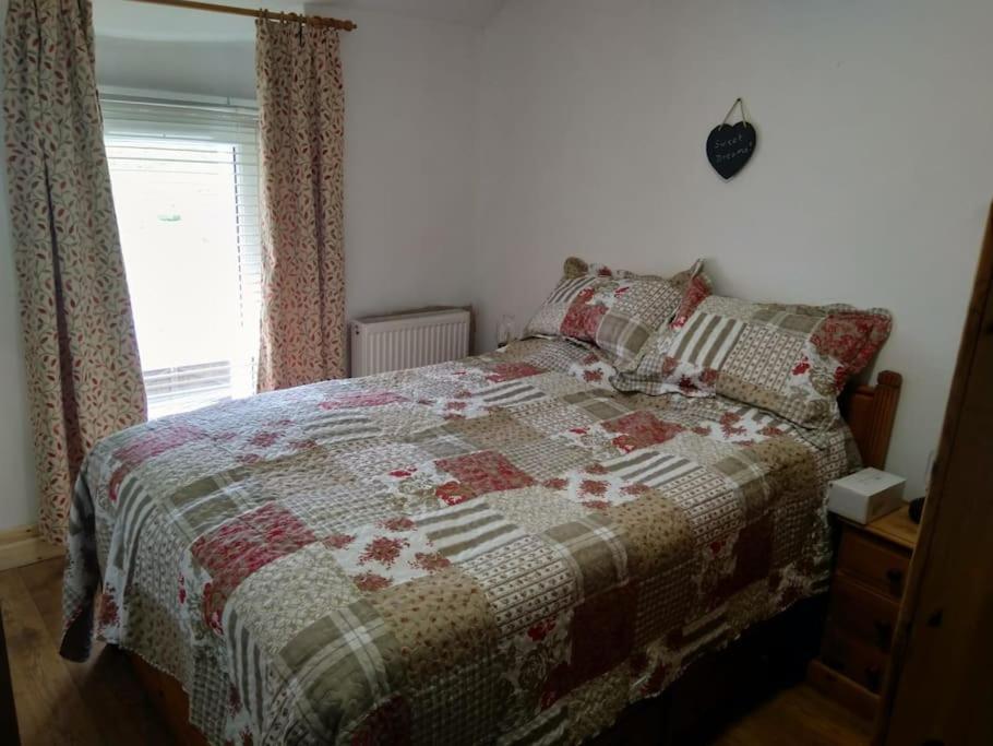 Welsh Miners Cottage Four Bedroom House Treherbert Екстериор снимка